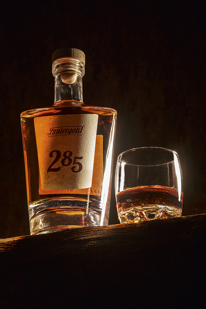 285 Single Malt Whisky Jubiläumsedition Whisky 285 von unten