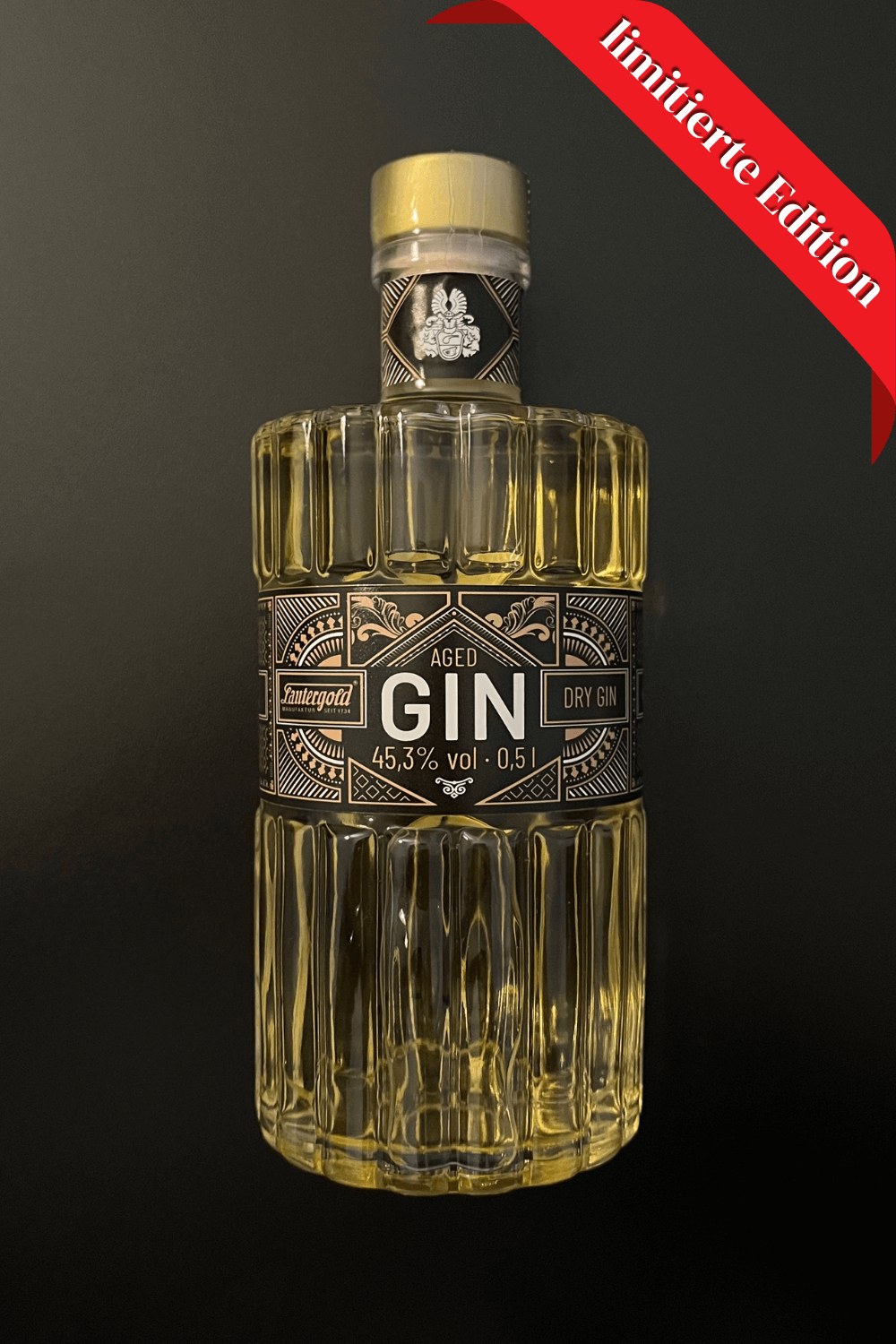 Aged Gin 0,5l 45,3% vol. Aged Gin liegend limitiert