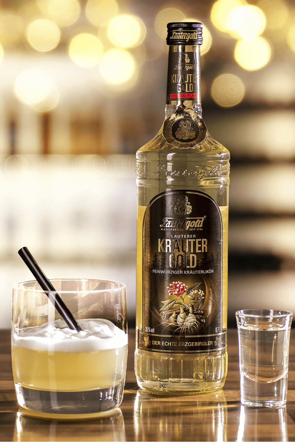 Lauterer Kräutergold 35% vol. Kräutergold mit Getränk