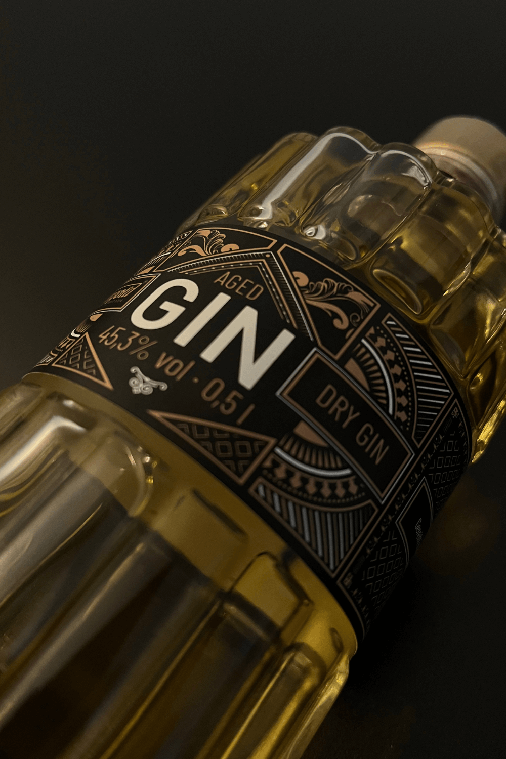Saxon Dry Gin Geschwister Bundle Aged Gin Detail