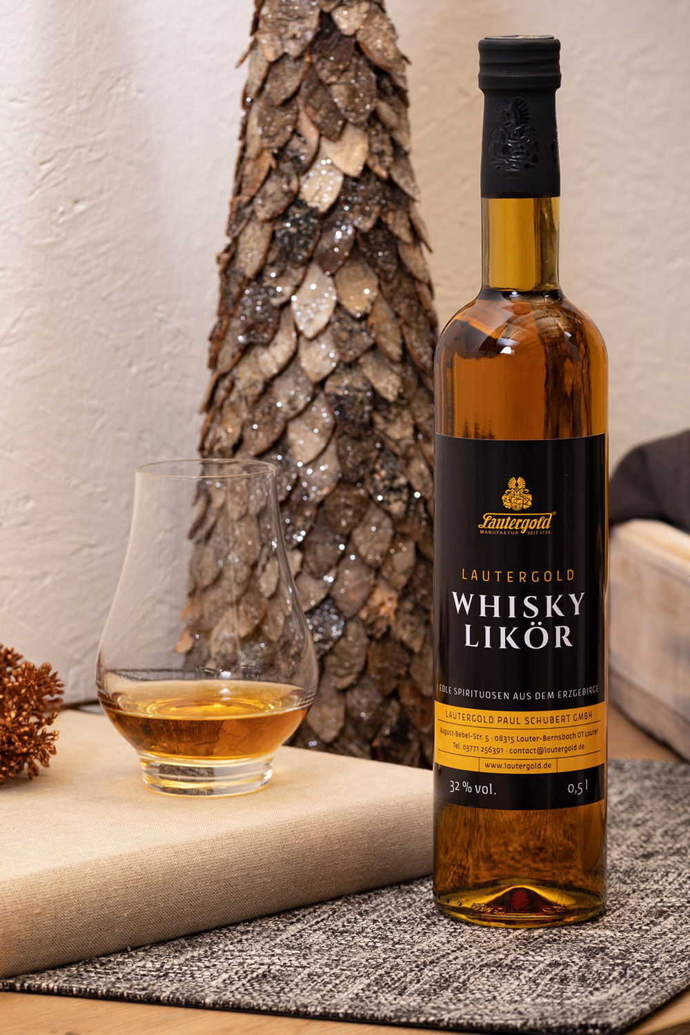 Lautergold Whisky Likör 32% vol. Whiskylikör mit Glas